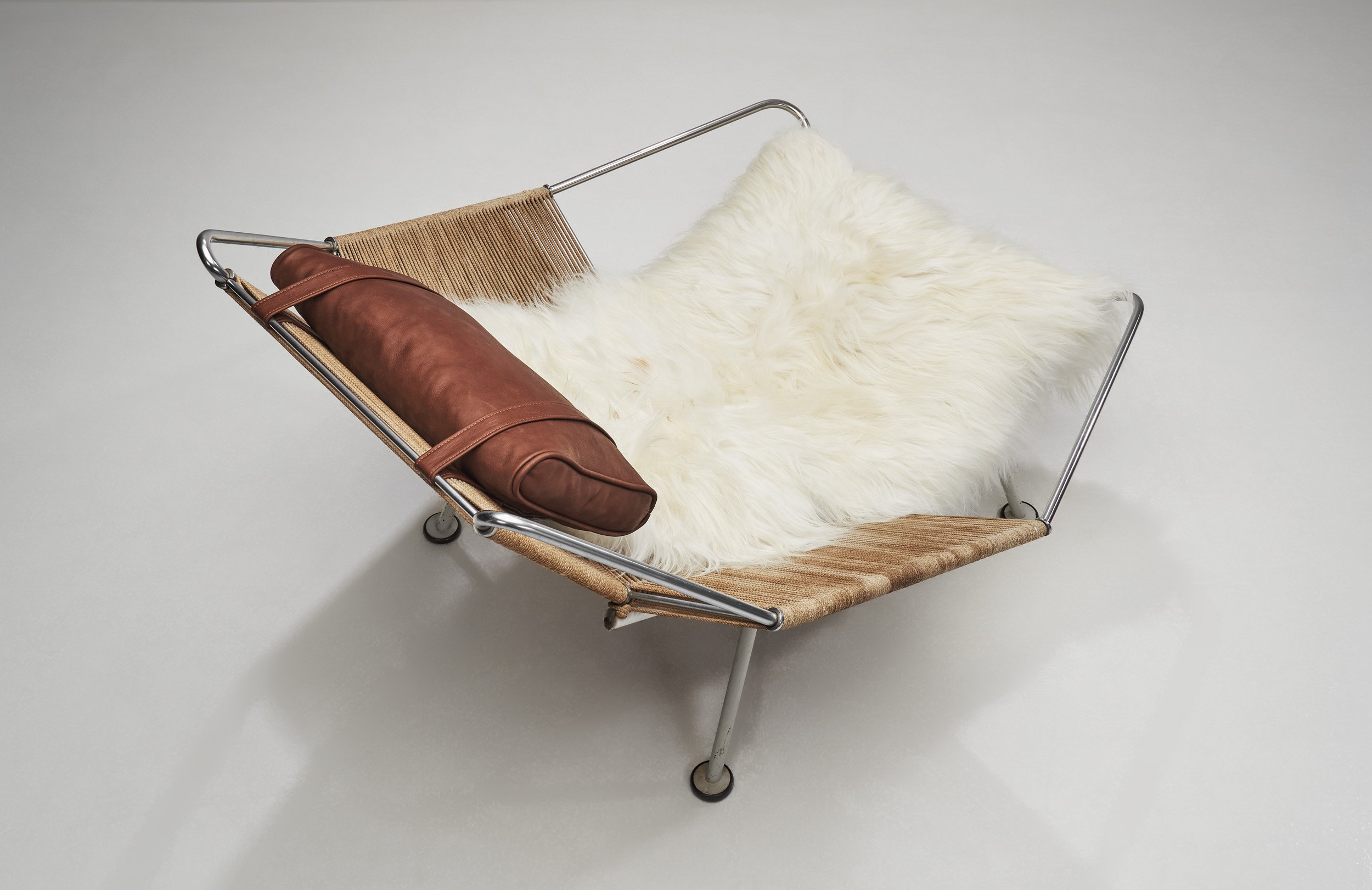 Hans J. Wegner Flag Halyard chair 